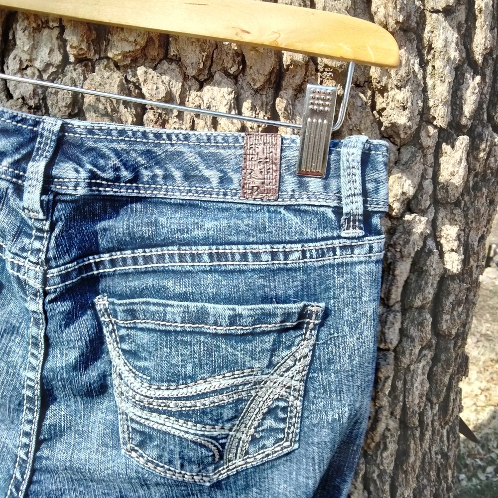 👀 Big Discount!👀 Rhythm In Blues Capri jeans in size 6